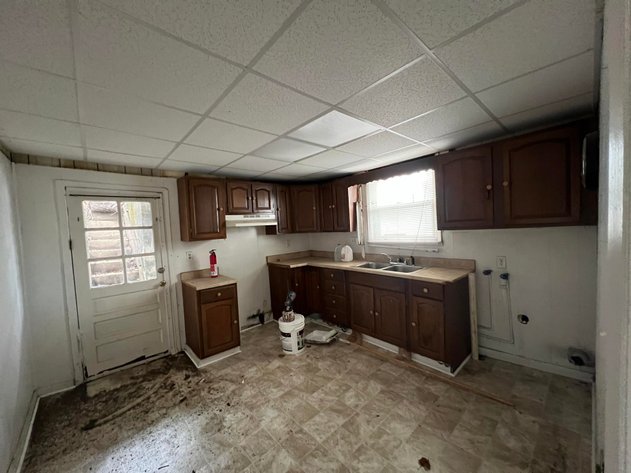 Image for SOLD $31,900 - 2 Bedroom in Huntington Perfect for a Flip