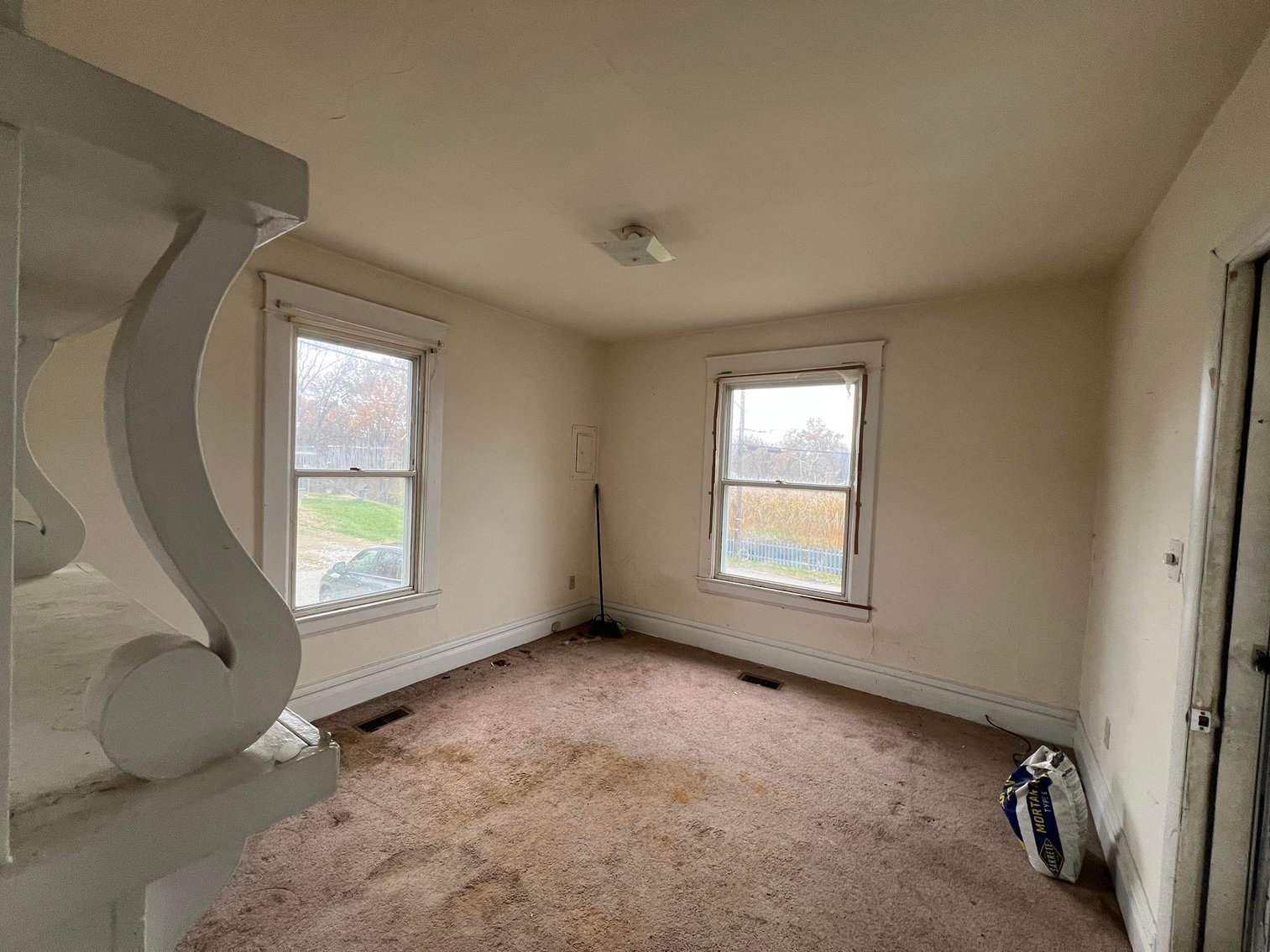 Image for SOLD $31,900 - 2 Bedroom in Huntington Perfect for a Flip