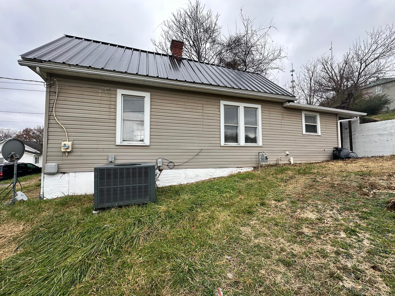 Image for SOLD $31,900 - 2 Bedroom in Huntington Perfect for a Flip