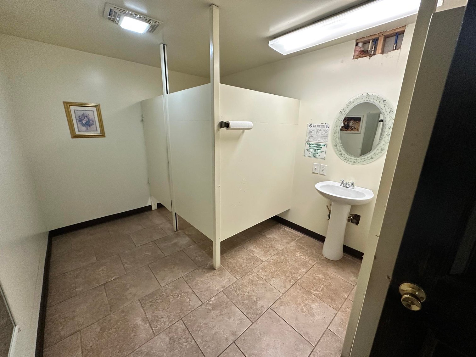 Image for SOLD $106,700 - Commercial Property in a High Visibility Area of Oak Hill