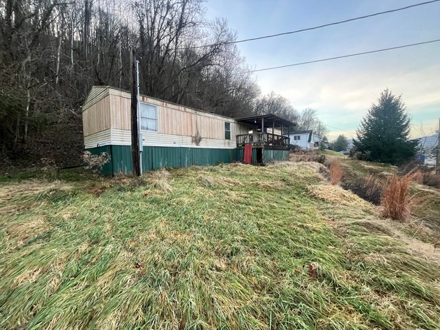 Image for SOLD $17,600 - 3 Bedroom Mobile Home in Charleston