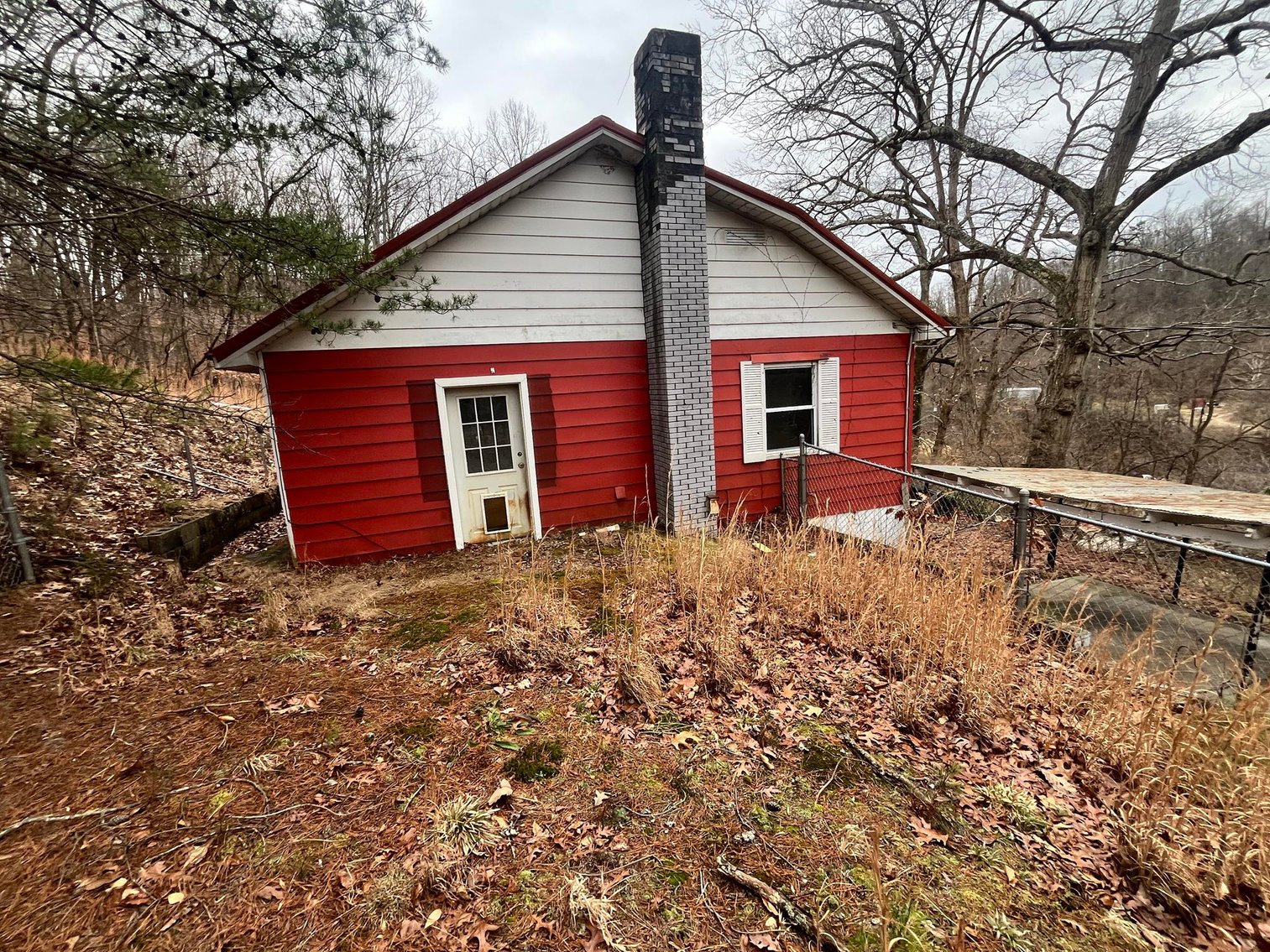 Image for SOLD - 2 Bedroom on a Spacious Lot in Charleston