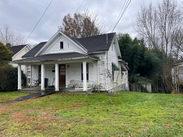 Image for SOLD - 2 Bedroom in Parkersburg Selling to the Highest Bidder