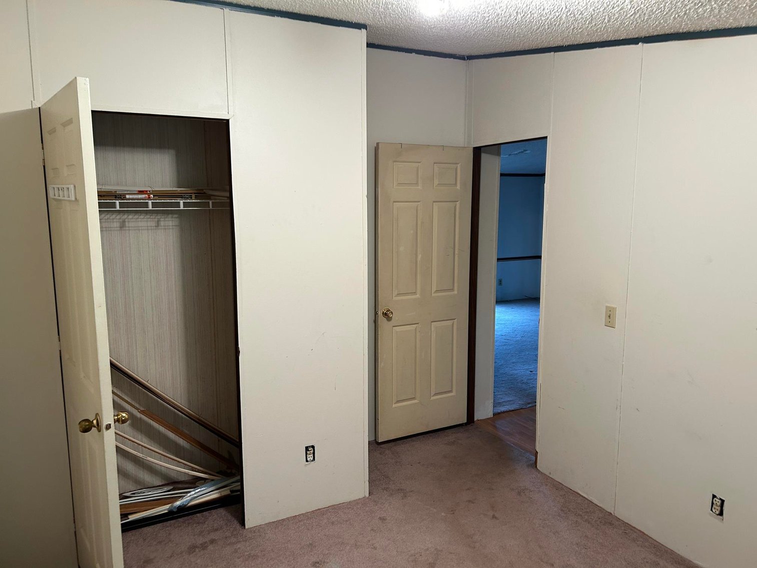 Image for SOLD $57,750 - 3 Bedroom on an Acre in Weston