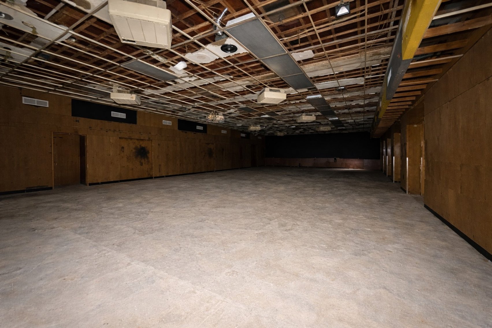 Image for SOLD $110,000 - Spacious 2 Story Building on a Large Lot in Westernport Selling to the Highest Bidder