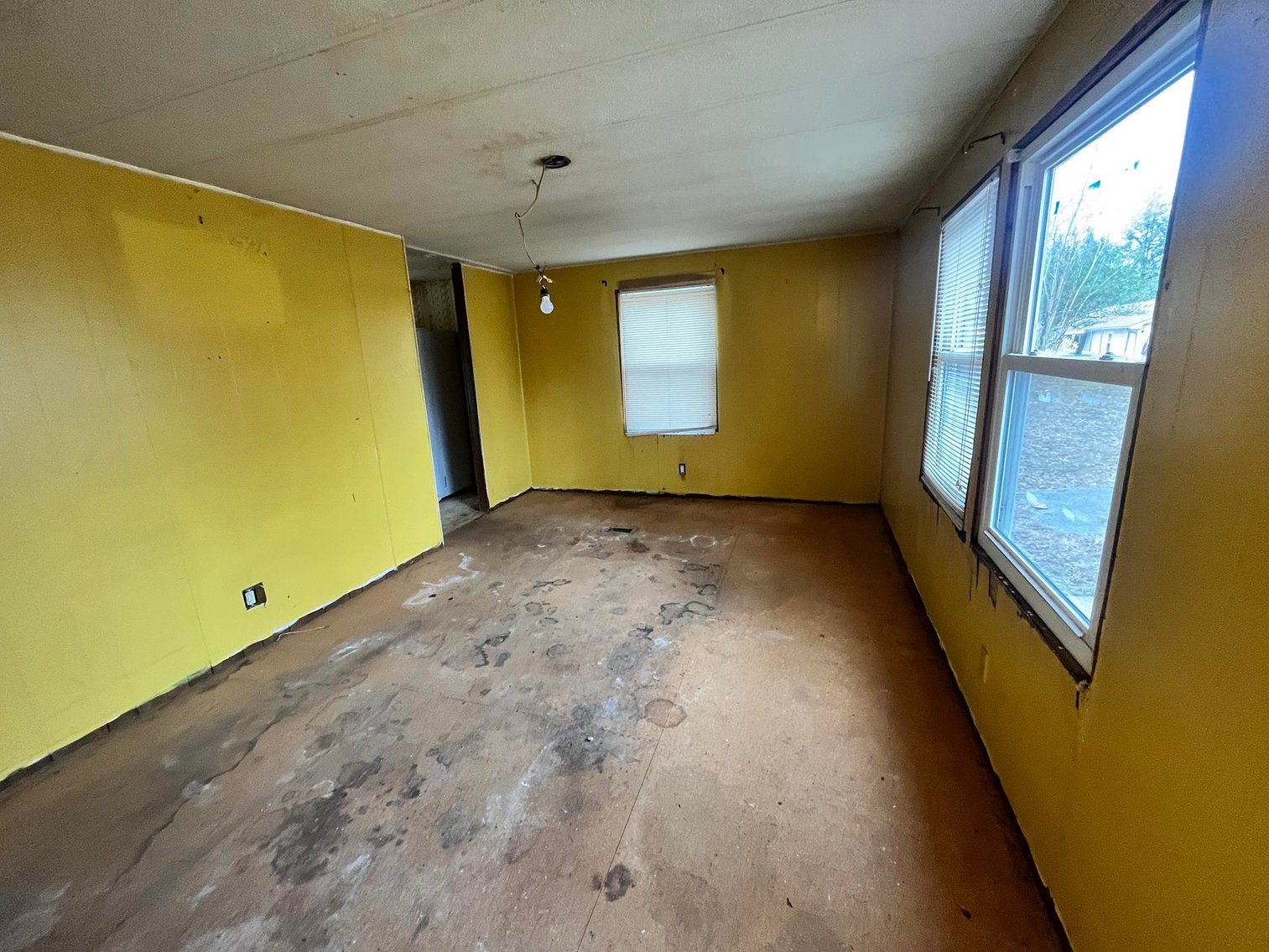 Image for SOLD $44,000 - 3 Bedroom Project Home in a Convenient Charleston Location