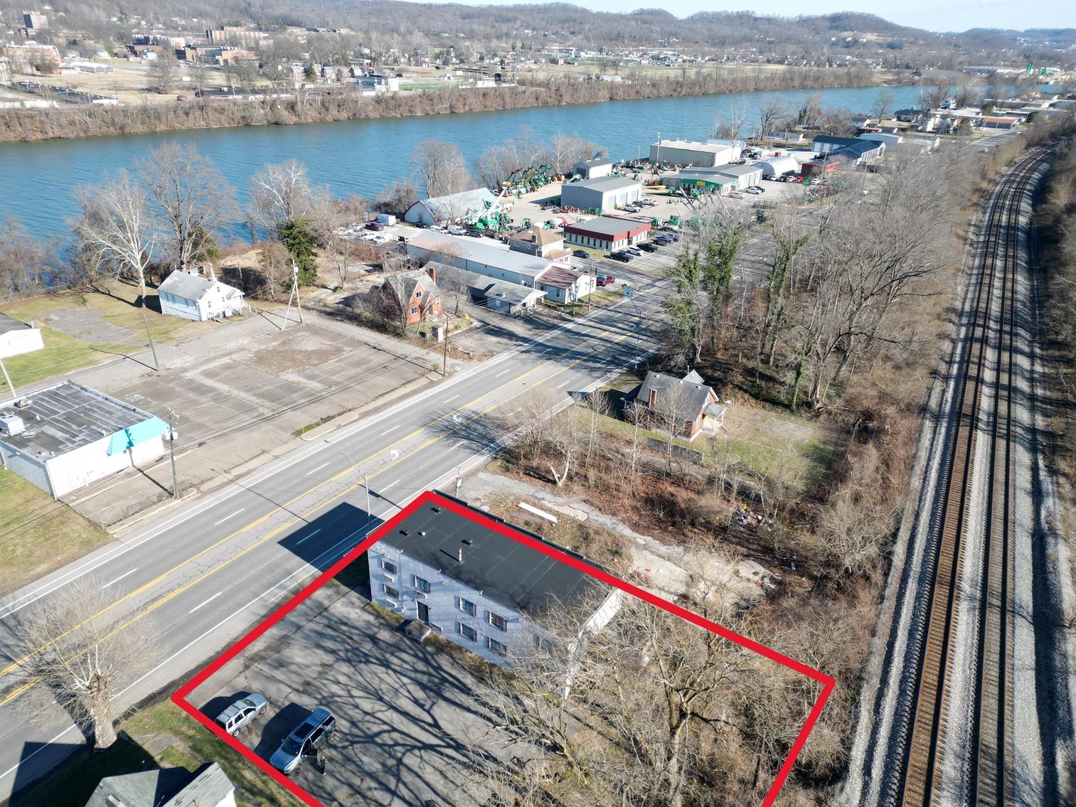 Image for SOLD $82,500 - 10-Unit St. Albans Apartment Building Selling to the Highest Bidder