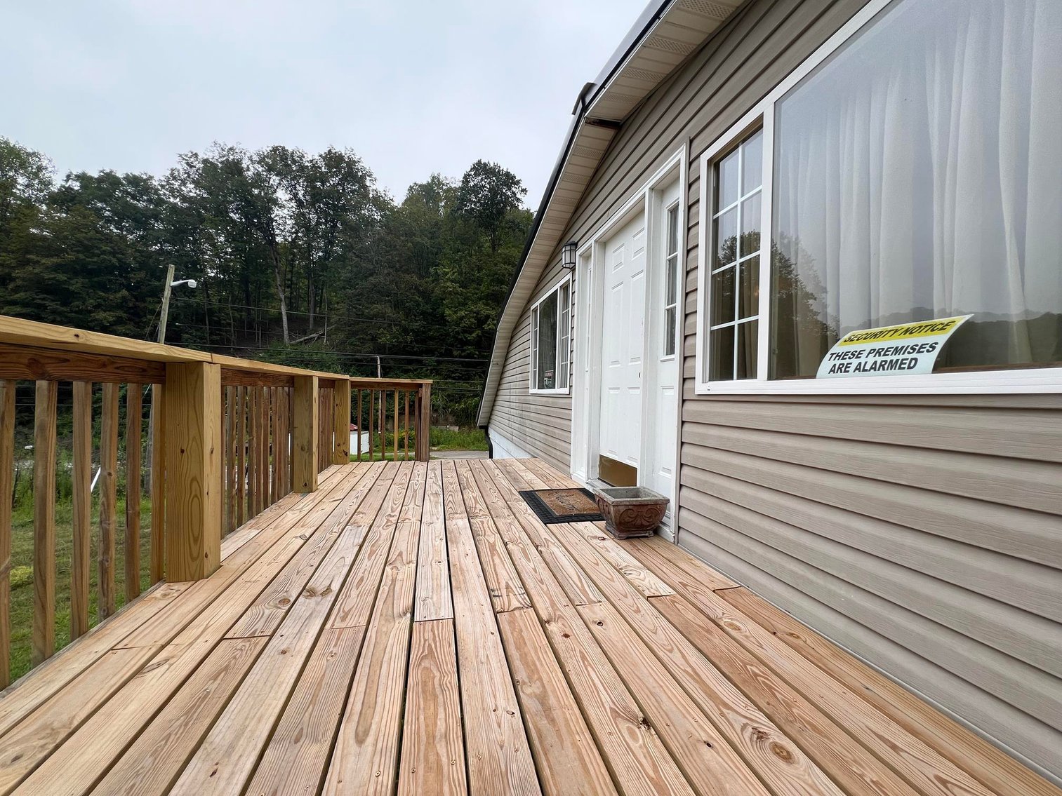 Image for SOLD $192,500 - Multi-Purpose Property Just Outside of Charleston City Limits