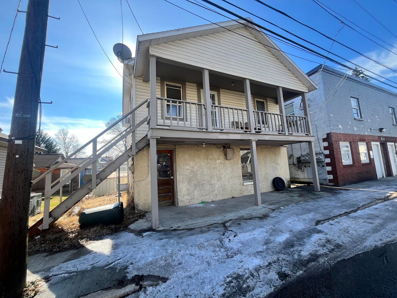 Image for SOLD $20,350 - Duplex Ready for a Remodel in Dunbar Selling to the Highest Bidder