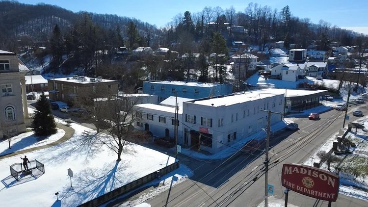 Image for Mixed-Use Building in Growing Boone County Market