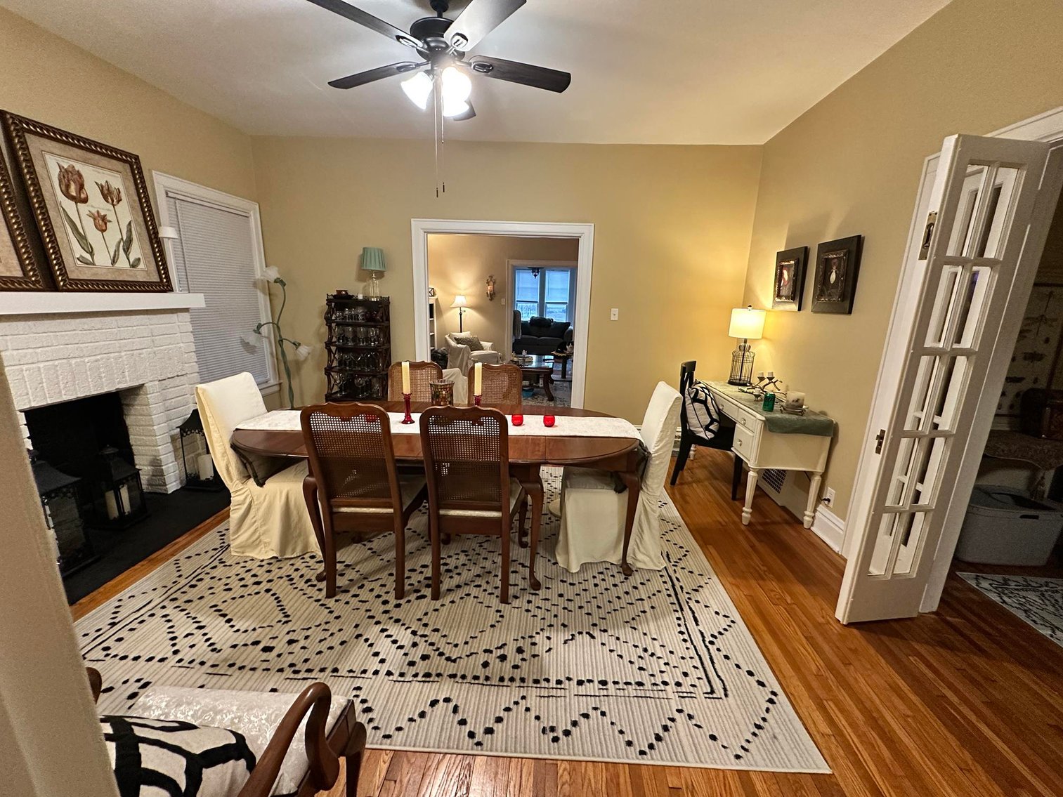 Image for SOLD $198,000 - Income Generating 4-Unit Apartment Building in Huntington