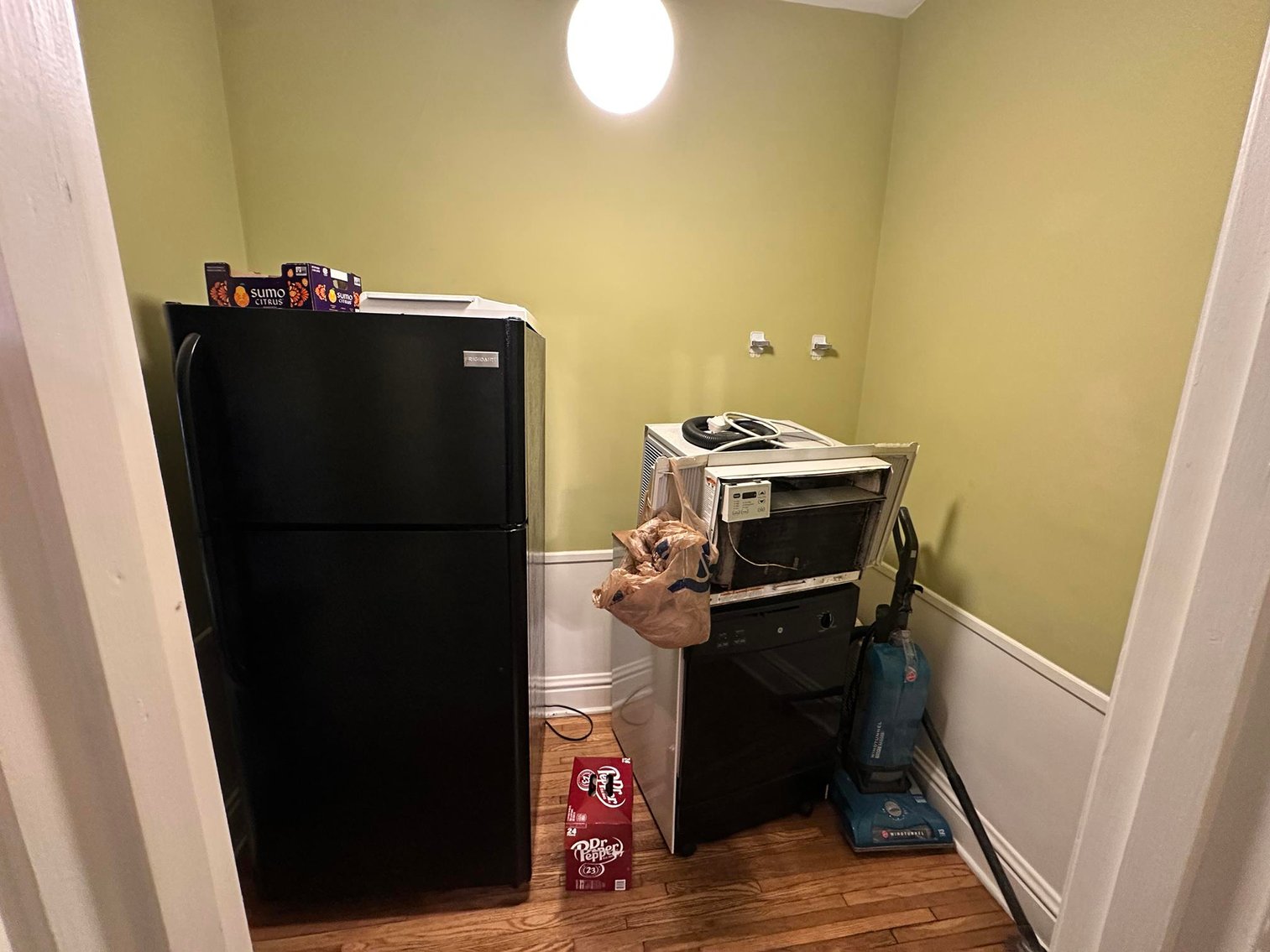 Image for SOLD $198,000 - Income Generating 4-Unit Apartment Building in Huntington