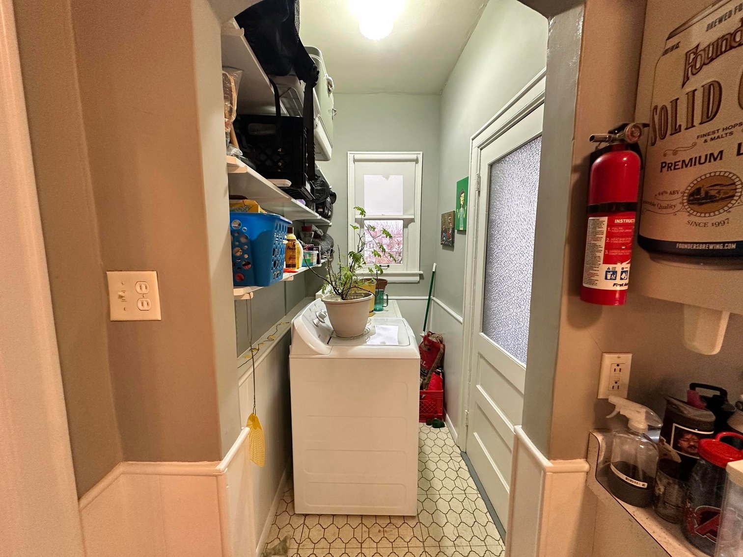 Image for SOLD $198,000 - Income Generating 4-Unit Apartment Building in Huntington