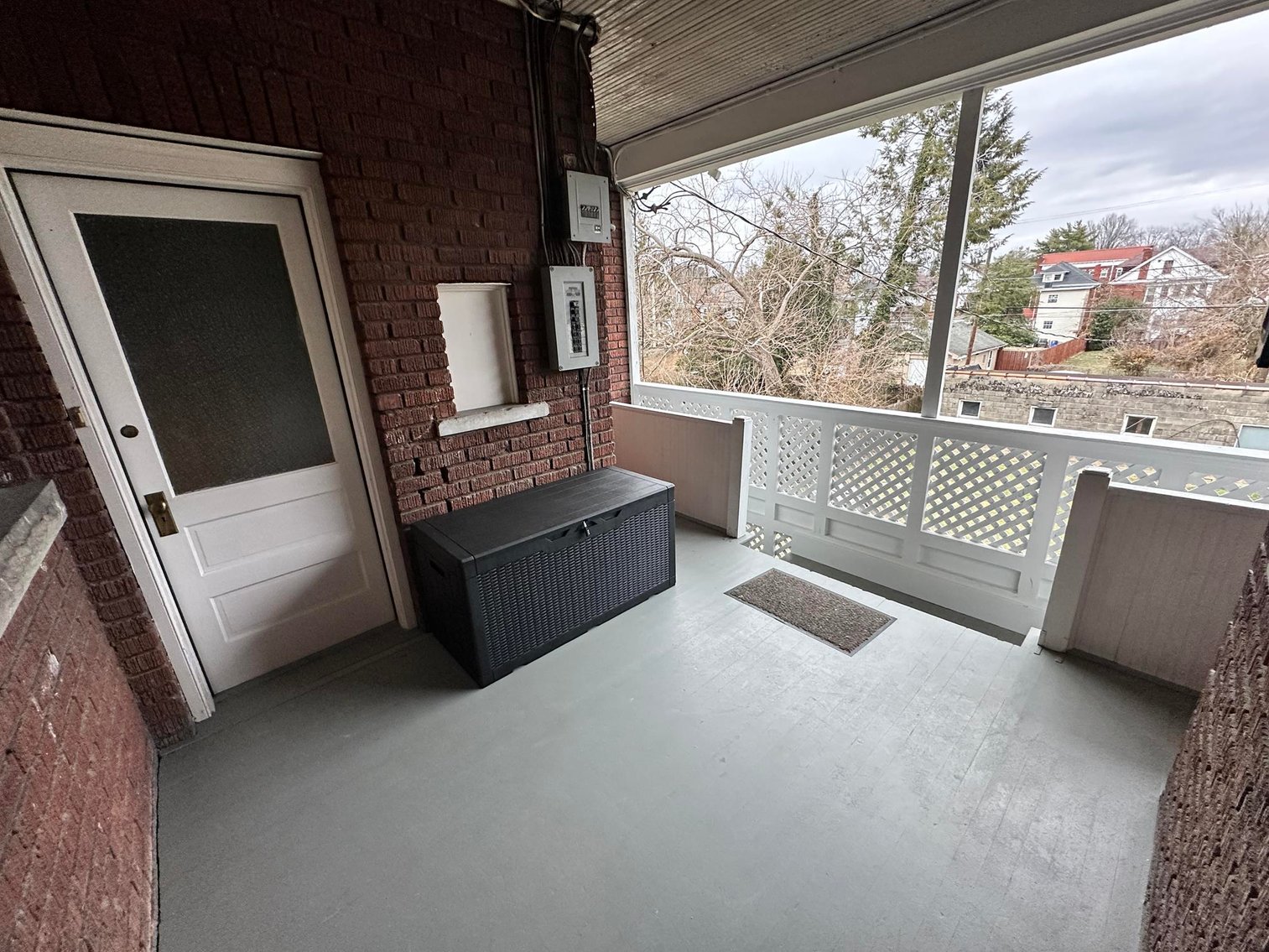 Image for SOLD $198,000 - Income Generating 4-Unit Apartment Building in Huntington