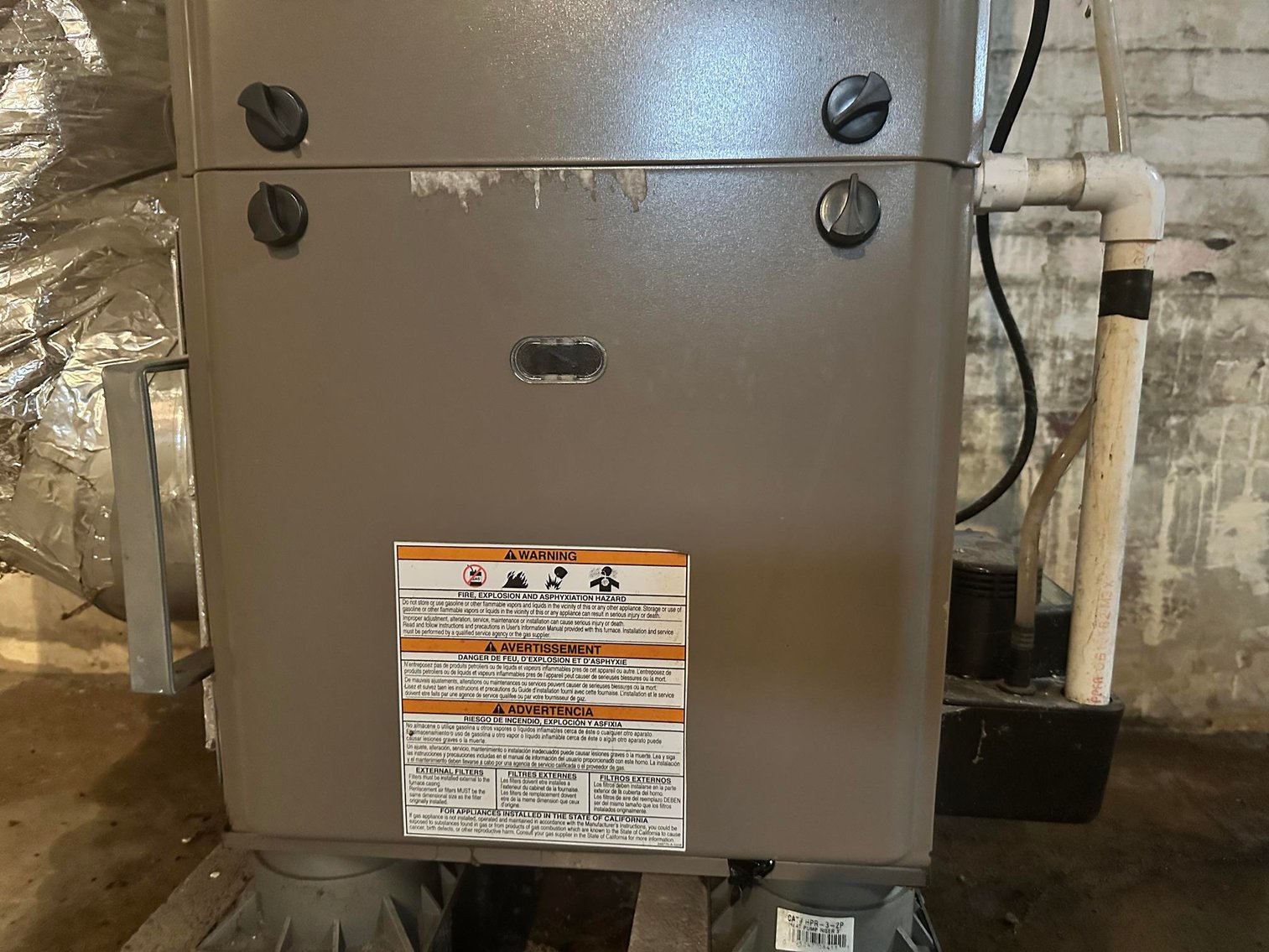 Image for SOLD $198,000 - Income Generating 4-Unit Apartment Building in Huntington