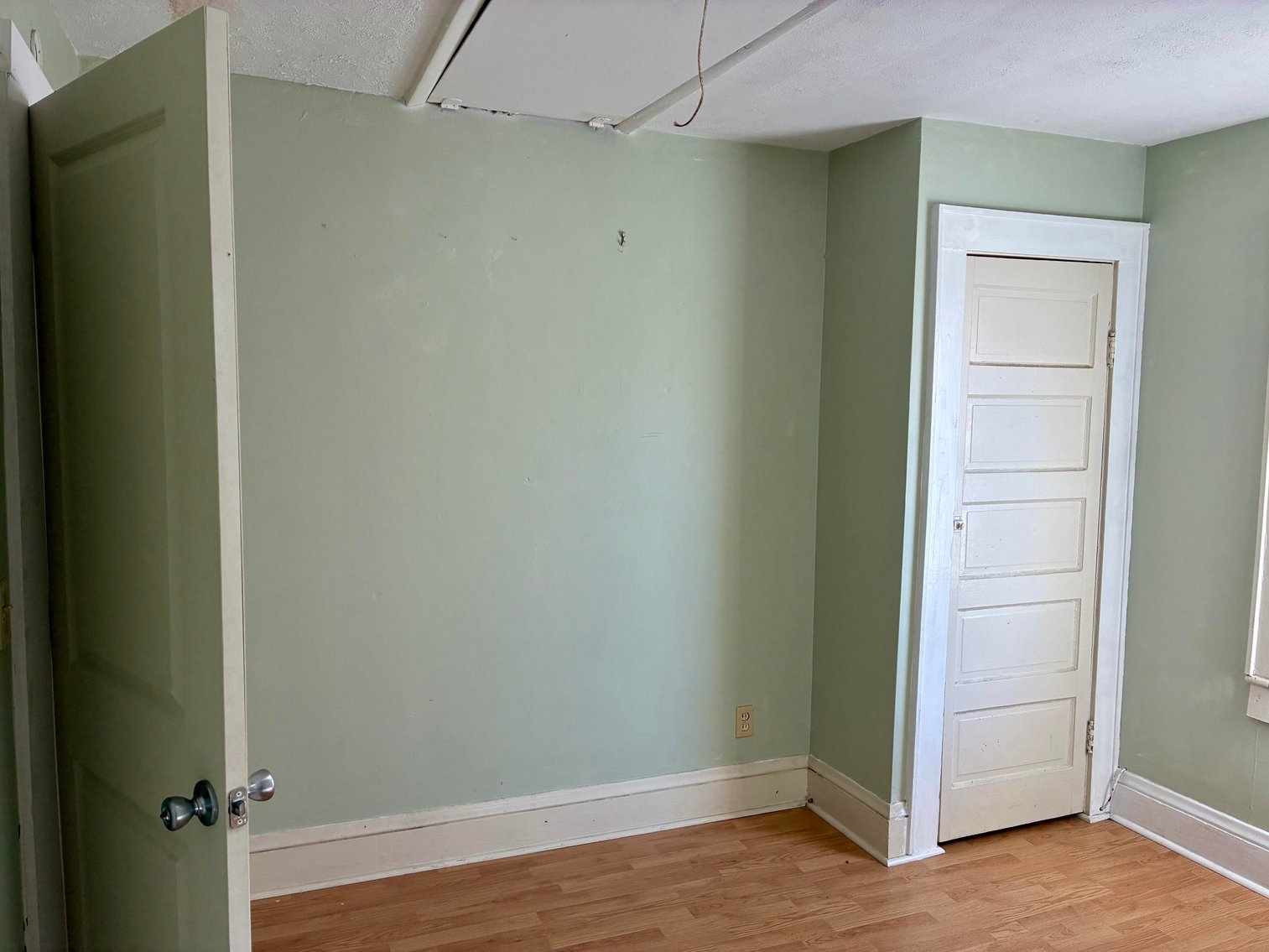 Image for SOLD $45,100 - Income Generating 2 Bedroom in Huntington