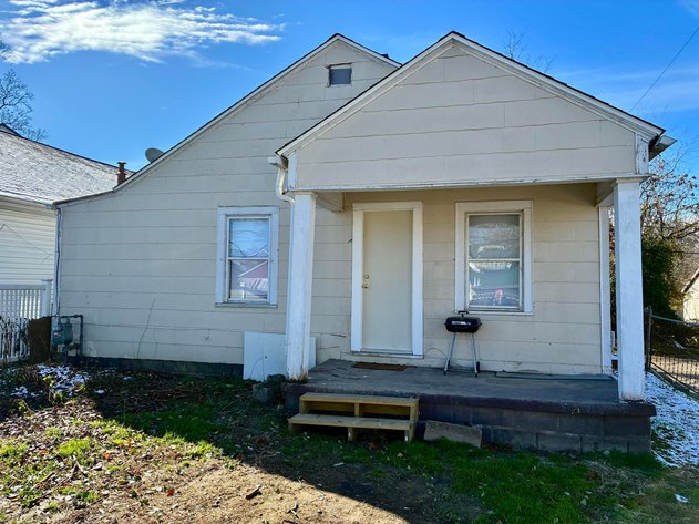 Image for SOLD $45,100 - Income Generating 2 Bedroom in Huntington