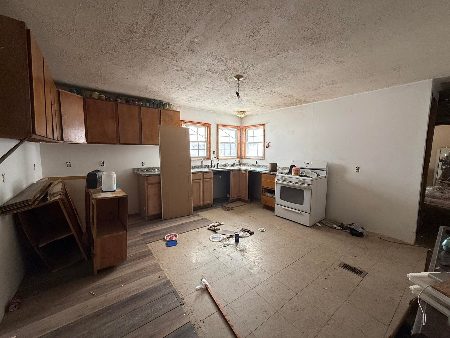 Image for SOLD $90,200 - 5 Bedroom on 2.37 Acres in Nicholas County