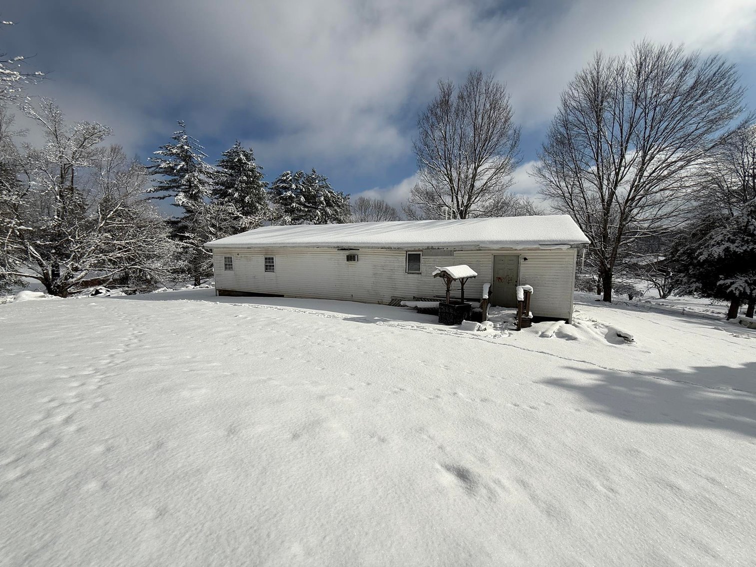 Image for SOLD $90,200 - 5 Bedroom on 2.37 Acres in Nicholas County