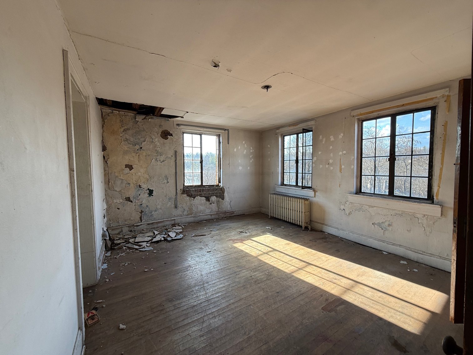 Image for SOLD $89,100 - Mixed-Use Commercial Property Full of Opportunity in Downtown Beckley