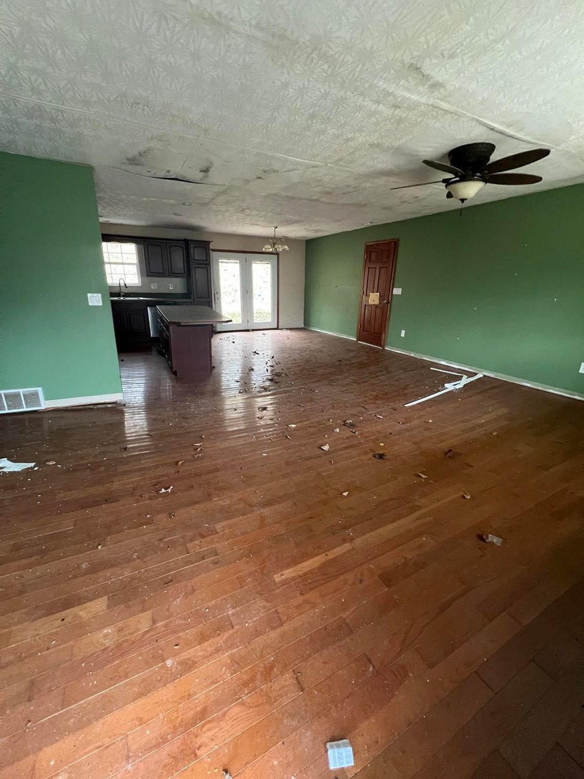 Image for SOLD $28,050 - 3 Bedroom in Hurricane Selling to the Highest Bidder