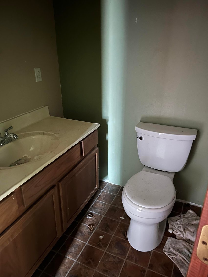 Image for SOLD $28,050 - 3 Bedroom in Hurricane Selling to the Highest Bidder