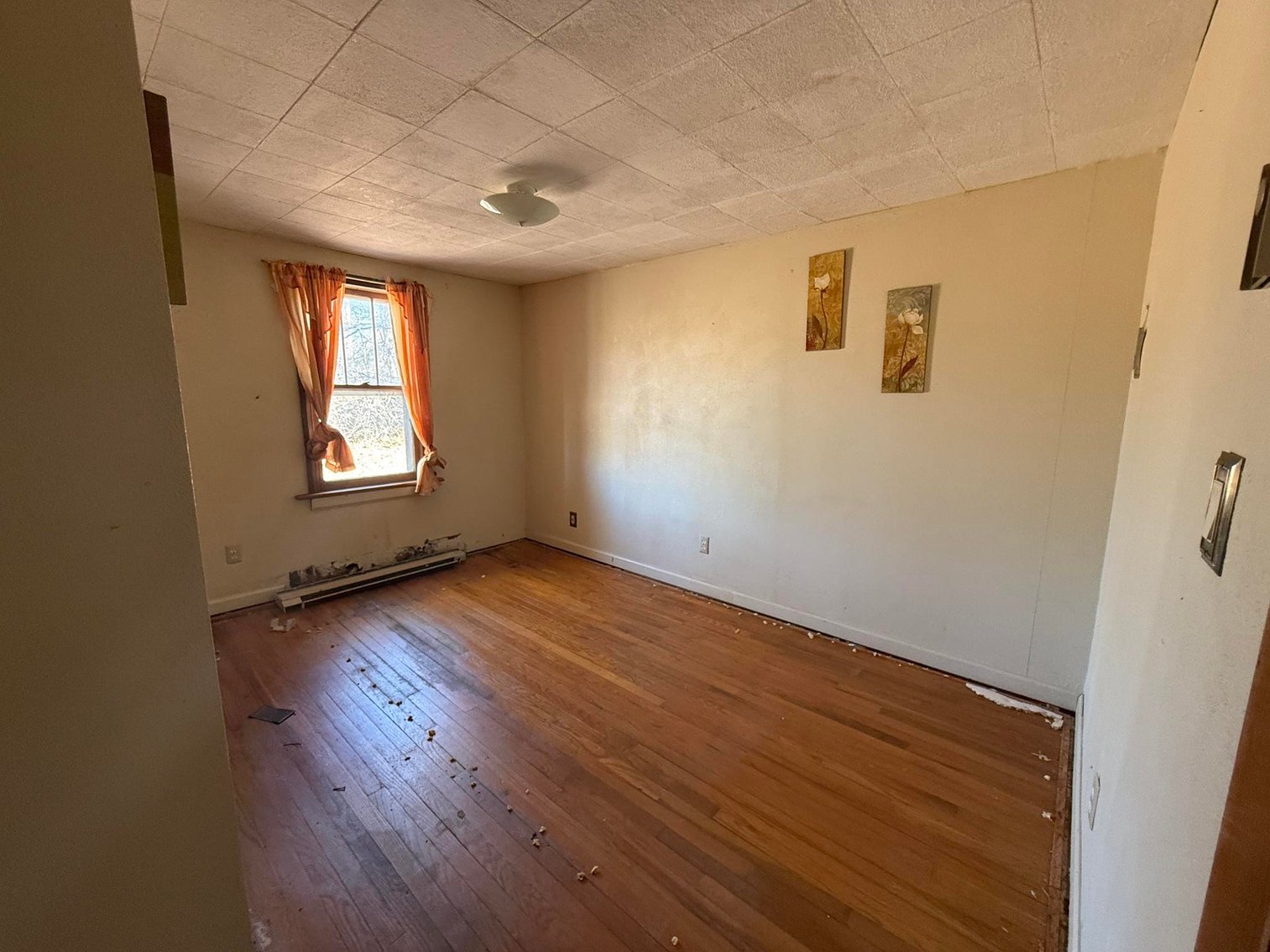 Image for NEW DATE: Home & Warehouse with Woodworking Equipment in a Prime Mercer County Location