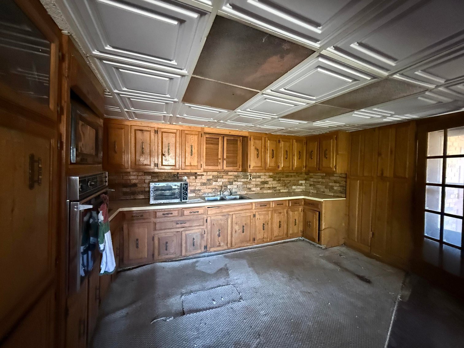 Image for NEW DATE: Home & Warehouse with Woodworking Equipment in a Prime Mercer County Location