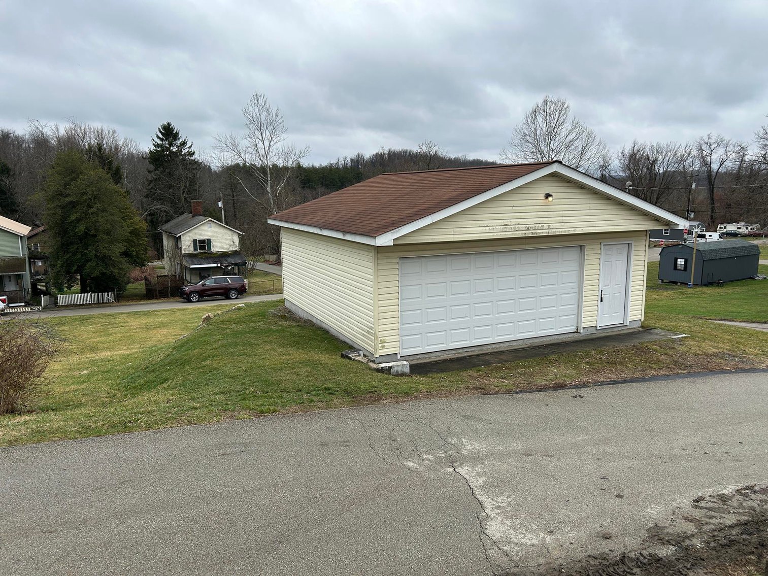 Image for SOLD - 2 Bedroom Project Home in Fayette County, PA Selling to the Highest Bidder