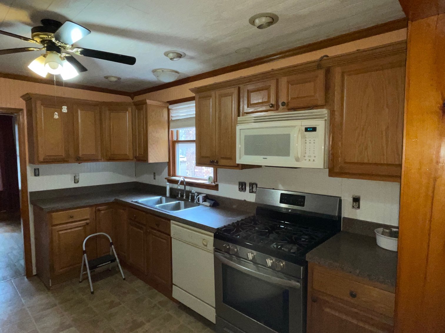 Image for SOLD $46,200 - 2 Bedroom on Nearly an Acre with River Views Along US-60 in Fayette County