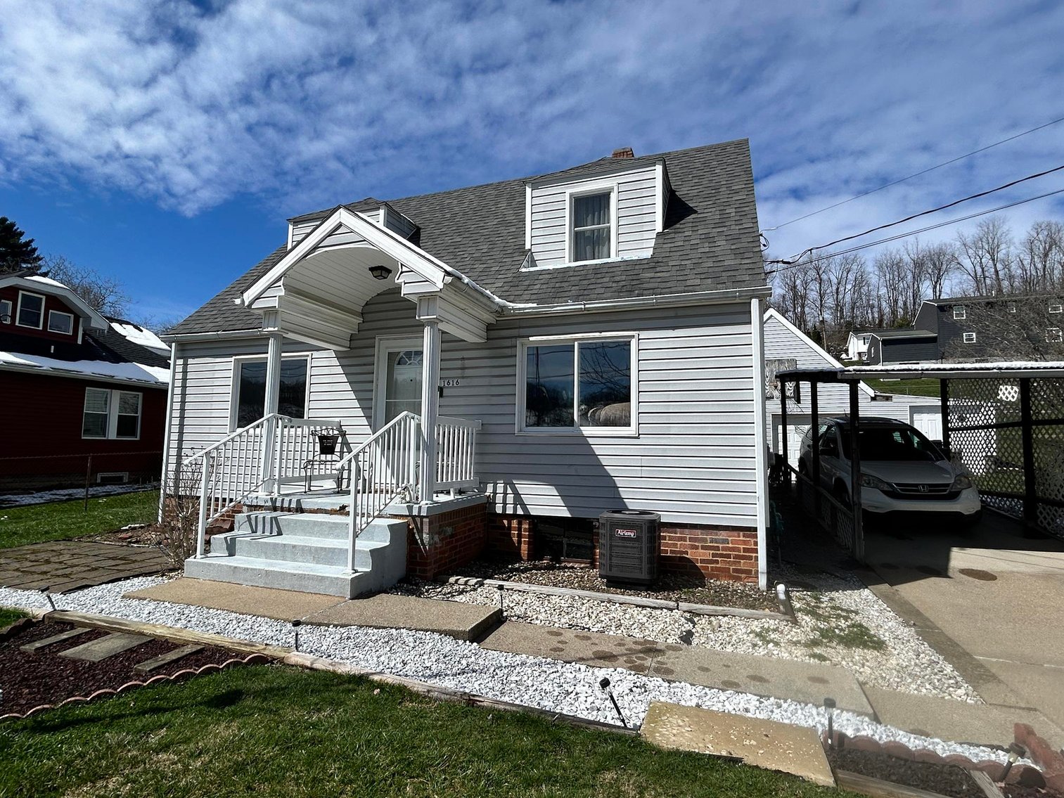 Image for SOLD $154,000 - 4 Bedroom in a Great Pleasant Valley Location
