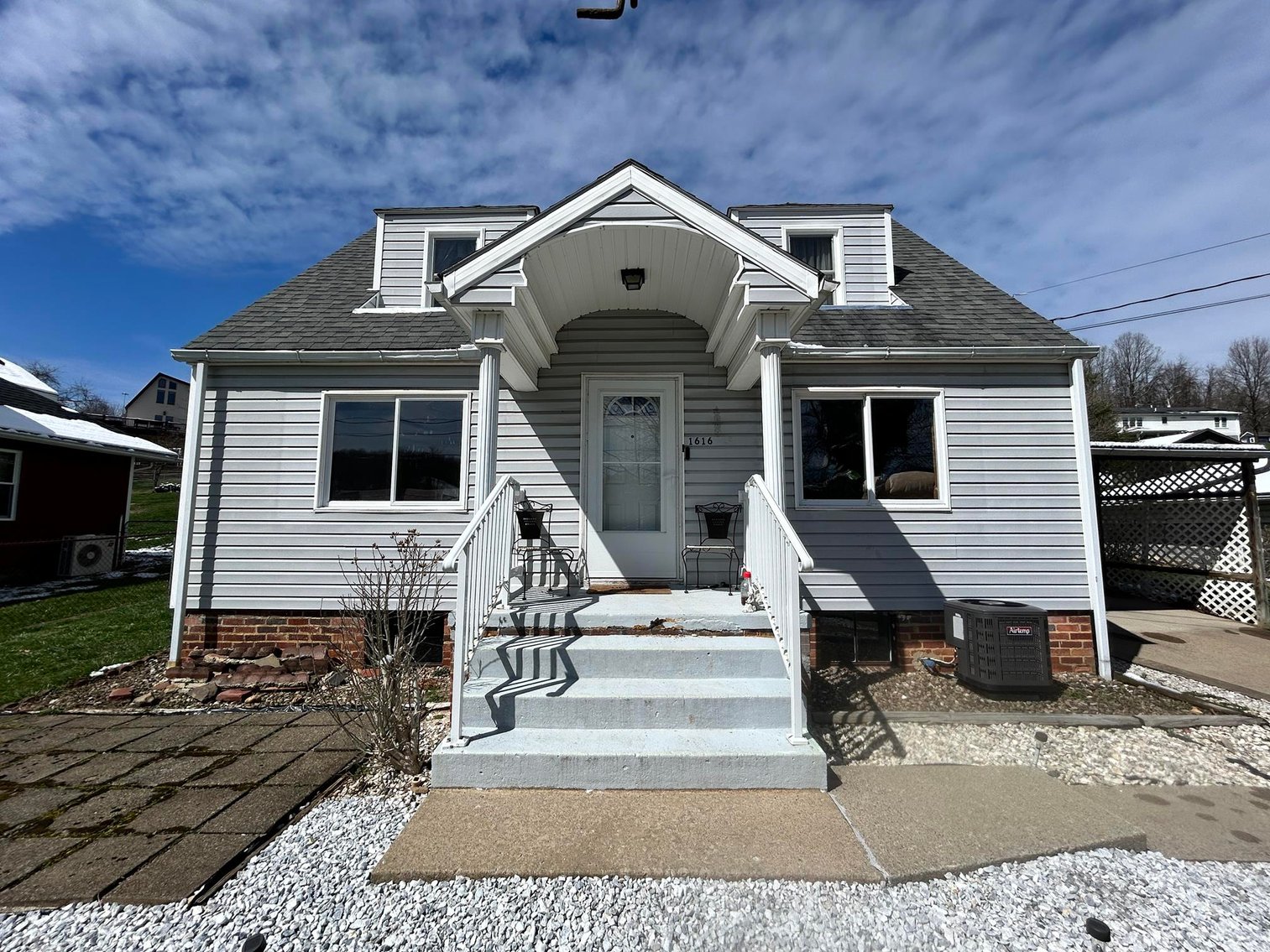 Image for SOLD $154,000 - 4 Bedroom in a Great Pleasant Valley Location