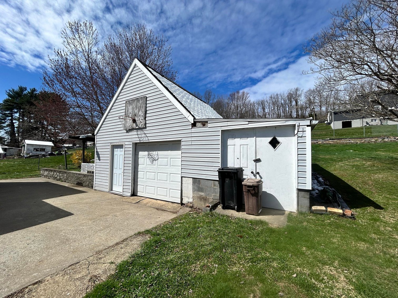 Image for SOLD $154,000 - 4 Bedroom in a Great Pleasant Valley Location