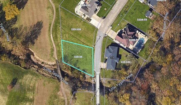 Image for Beautiful Lot on Hole 18 of the Woodridge Golf Course