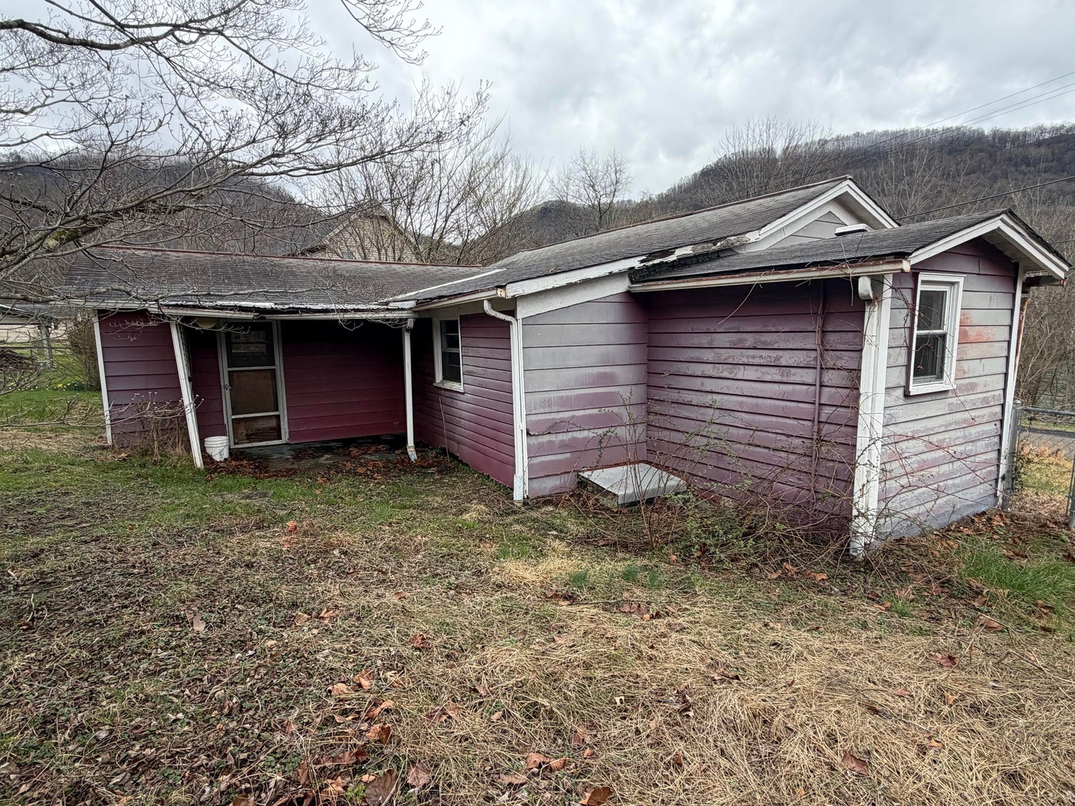 Image for SOLD $22,275 - 2 Bedroom Overlooking the Kanawha River