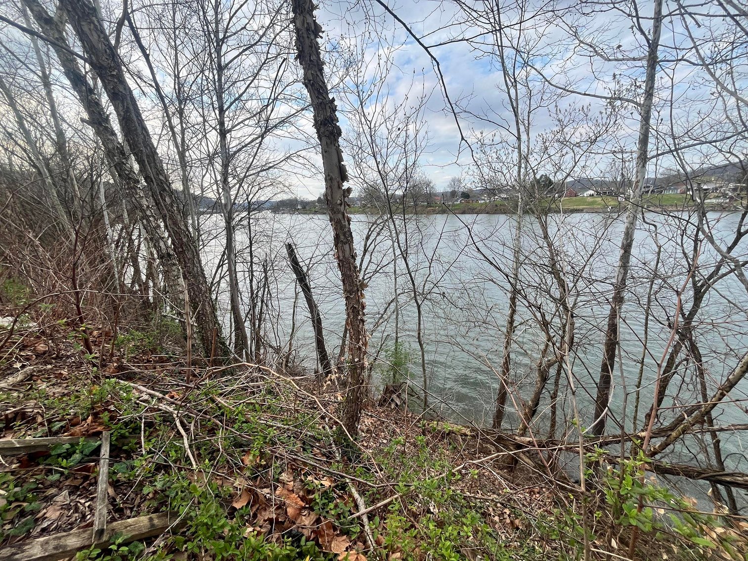 Image for SOLD $29,700 - Fixer-Upper Investment Opportunity on the Kanawha River