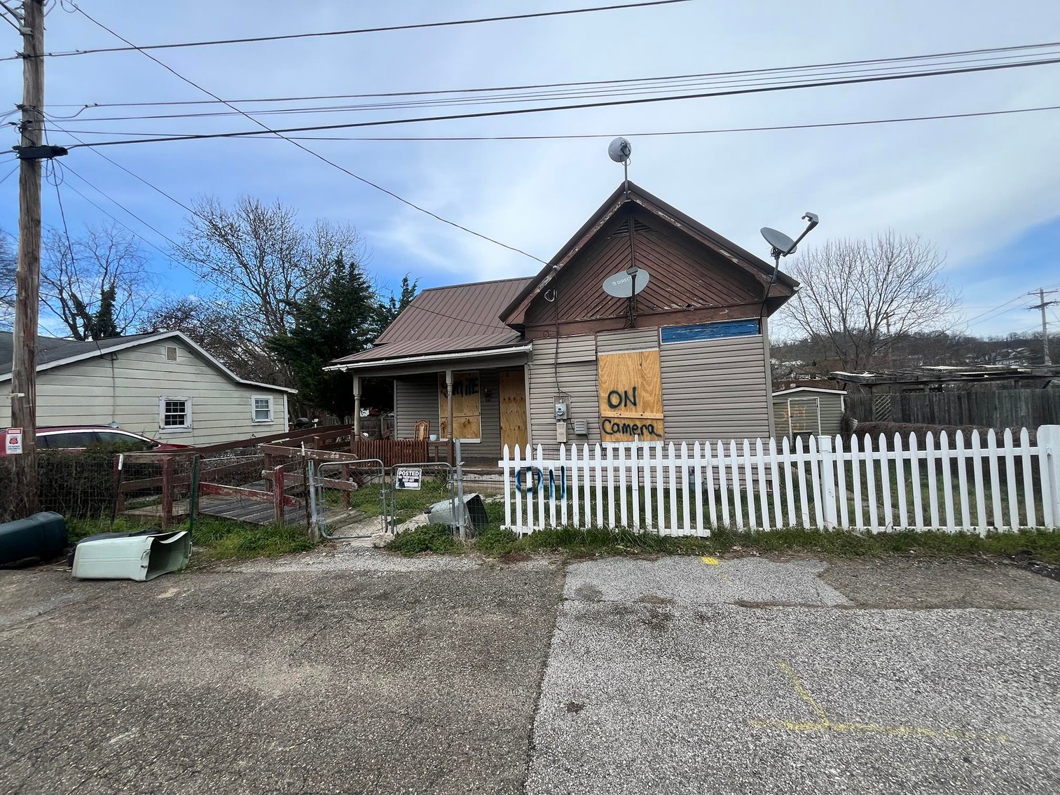 Image for SOLD $13,090 - 2 Bedroom Project Home in Charleston Selling to the Highest Bidder