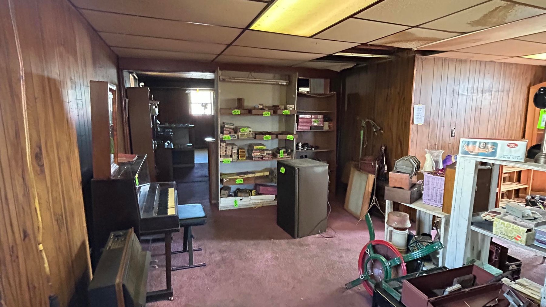 Image for SOLD $63,800 - Commercial Building with Garage Bays & Apartment Selling to the Highest Bidder