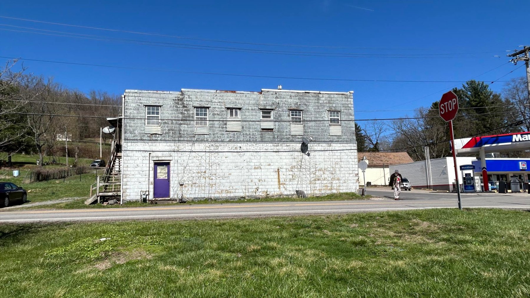 Image for SOLD $63,800 - Commercial Building with Garage Bays & Apartment Selling to the Highest Bidder