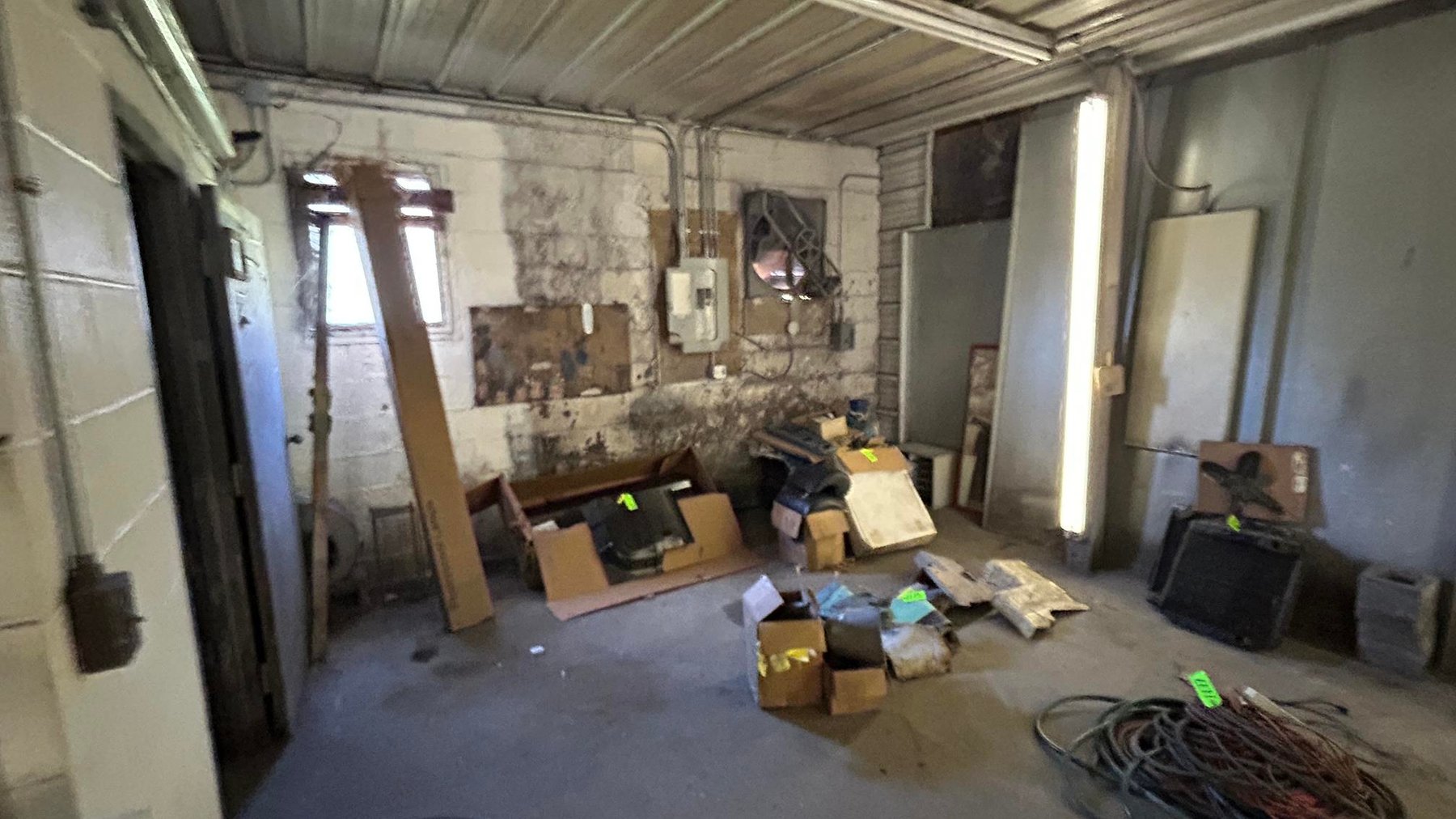 Image for SOLD $63,800 - Commercial Building with Garage Bays & Apartment Selling to the Highest Bidder