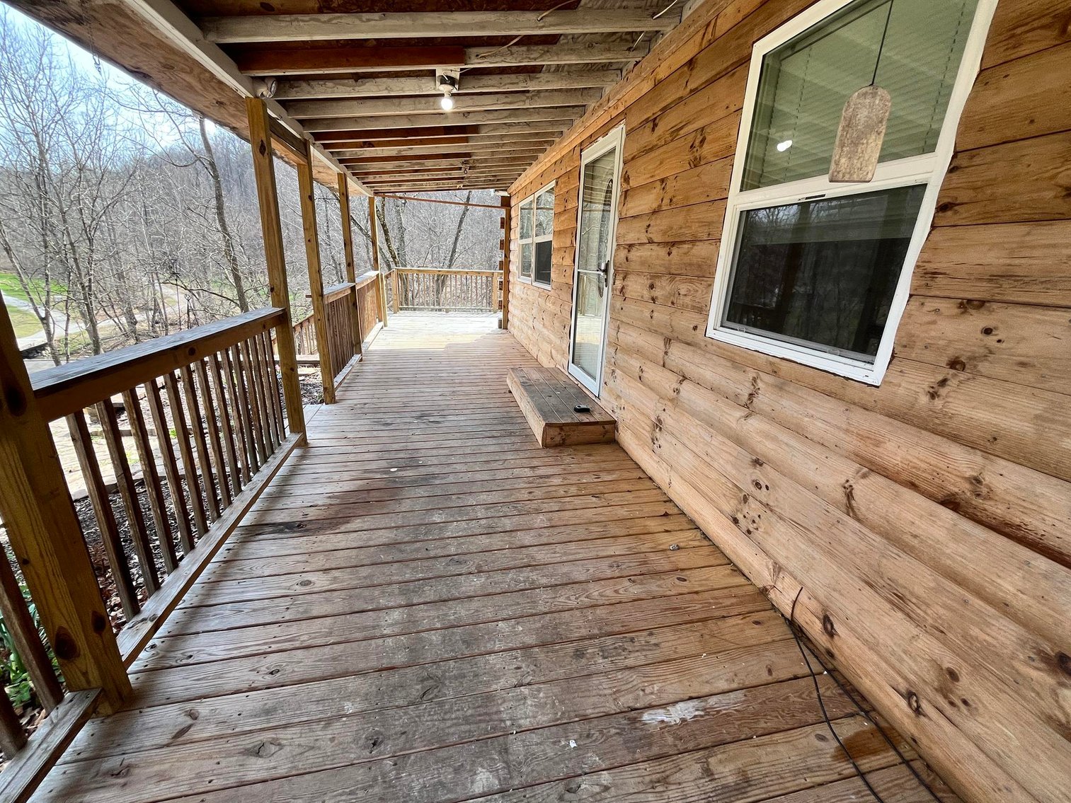Image for SOLD $127,050 - Move-in Ready Log-Style Home on 1.63 Acres in Elkview
