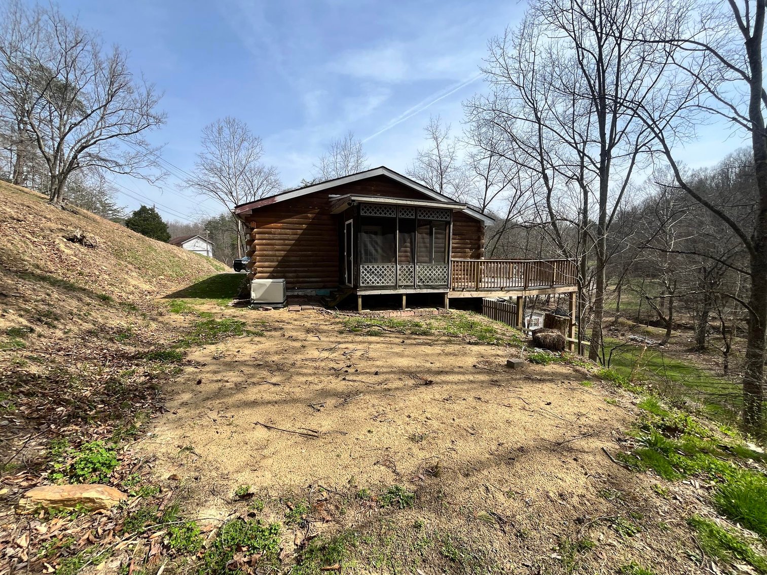 Image for SOLD $127,050 - Move-in Ready Log-Style Home on 1.63 Acres in Elkview