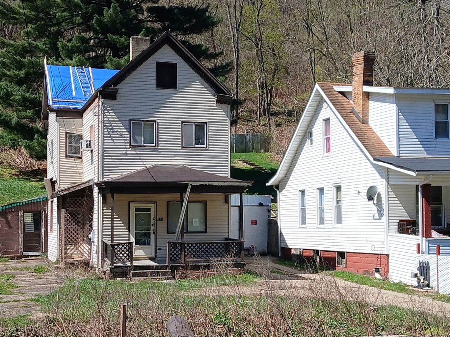 Image for SOLD - 3 Bedroom Wheeling Home Ready for a Remodel