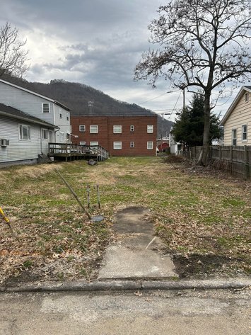 Image for 6 Charleston Area Properties Selling to the Highest Bidders