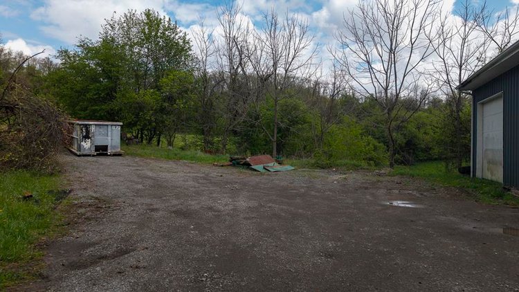 Image for Commercial Garage on White Hall Boulevard in Fairmont