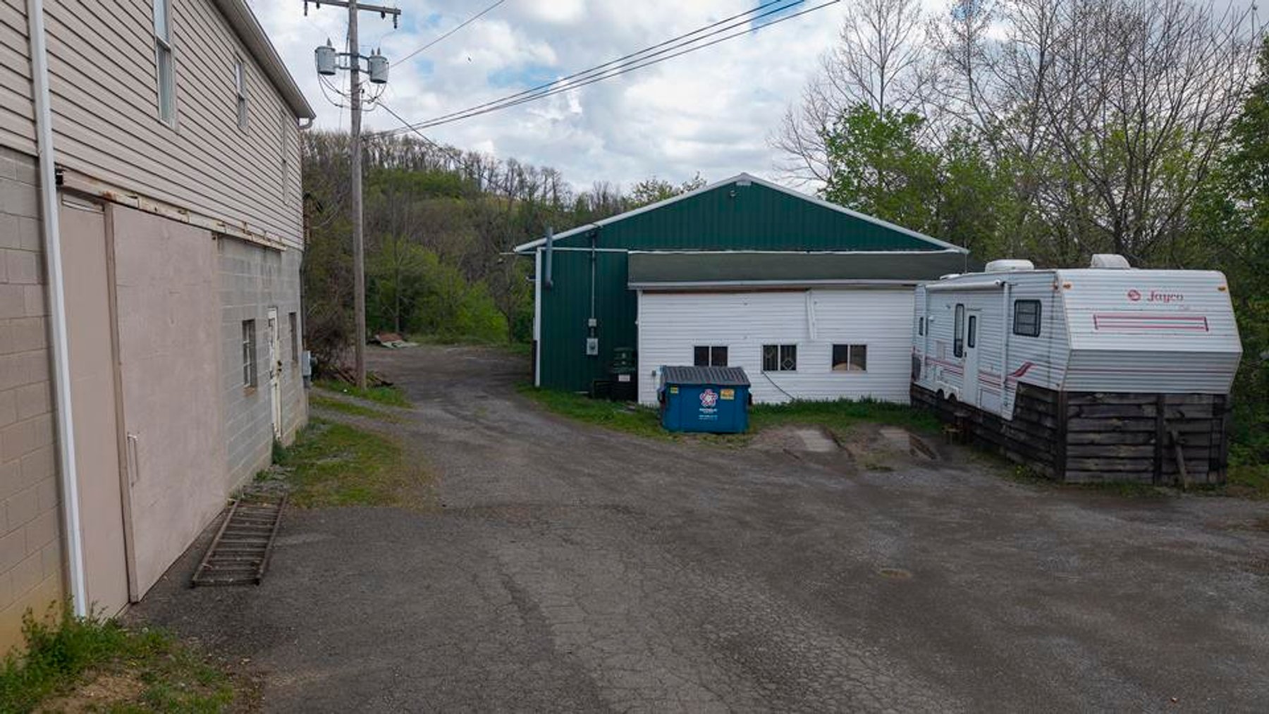 Image for Commercial Garage on White Hall Boulevard in Fairmont