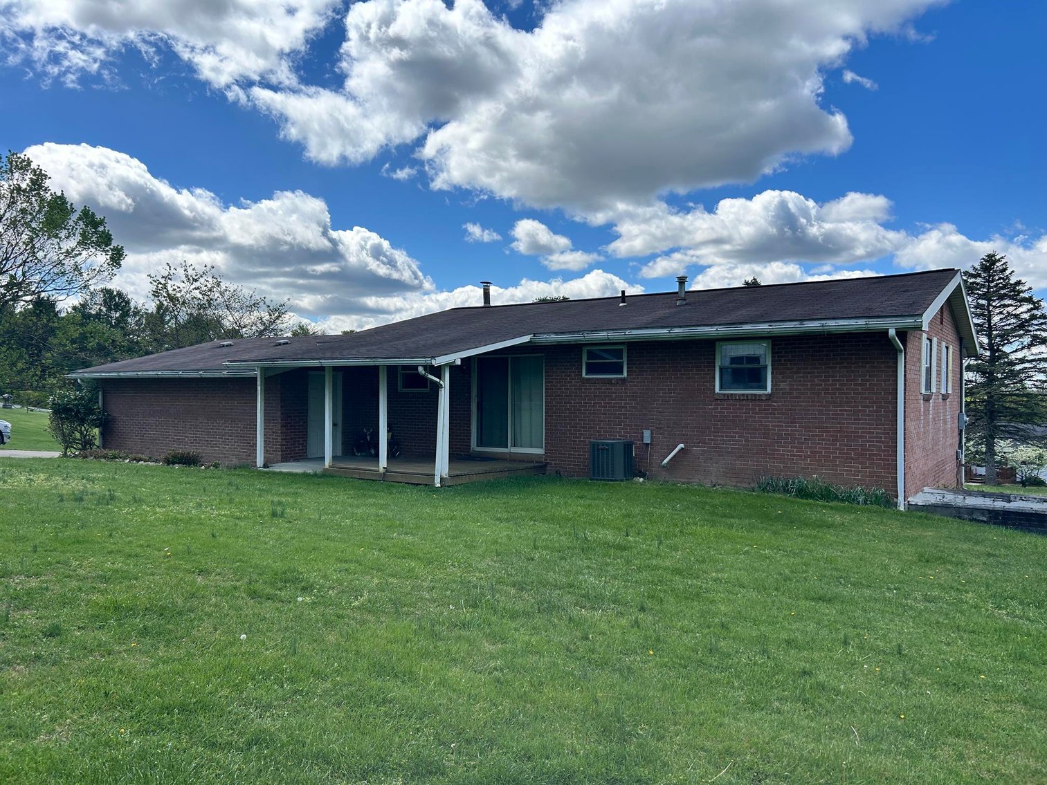 Image for 3 Bedroom Brick Ranch Home on an Acre in Morgantown