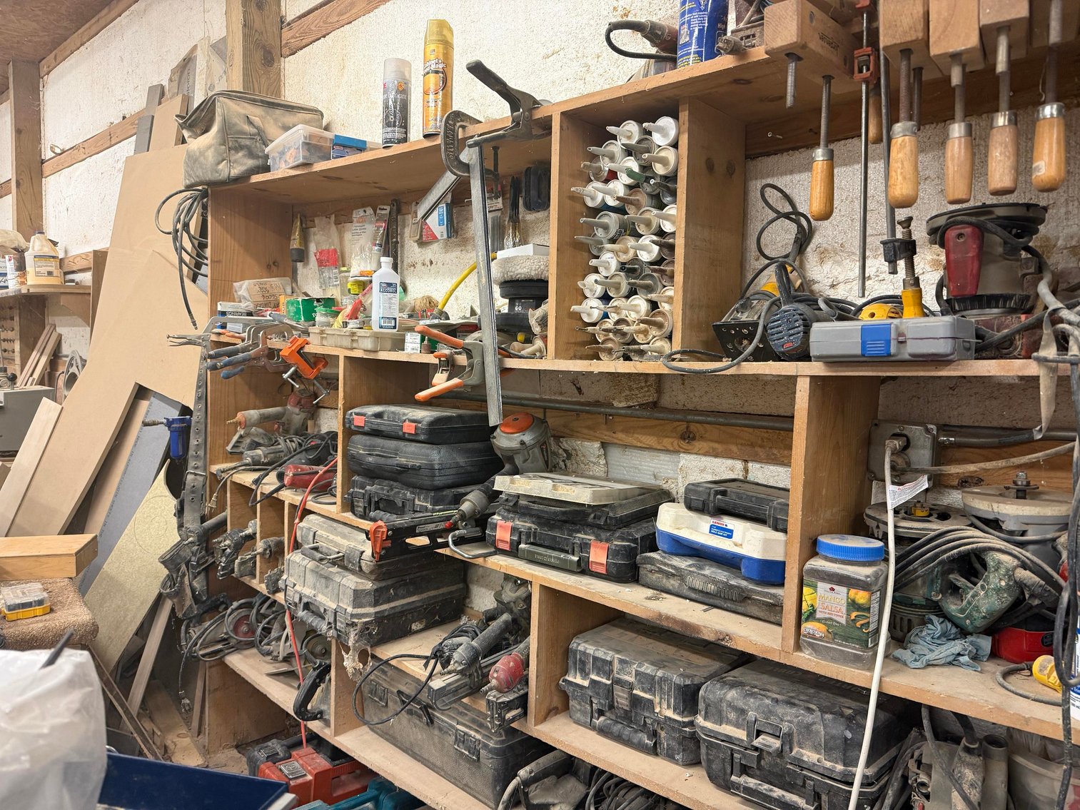 Image for NEW DATE: Home & Warehouse with Woodworking Equipment in a Prime Mercer County Location