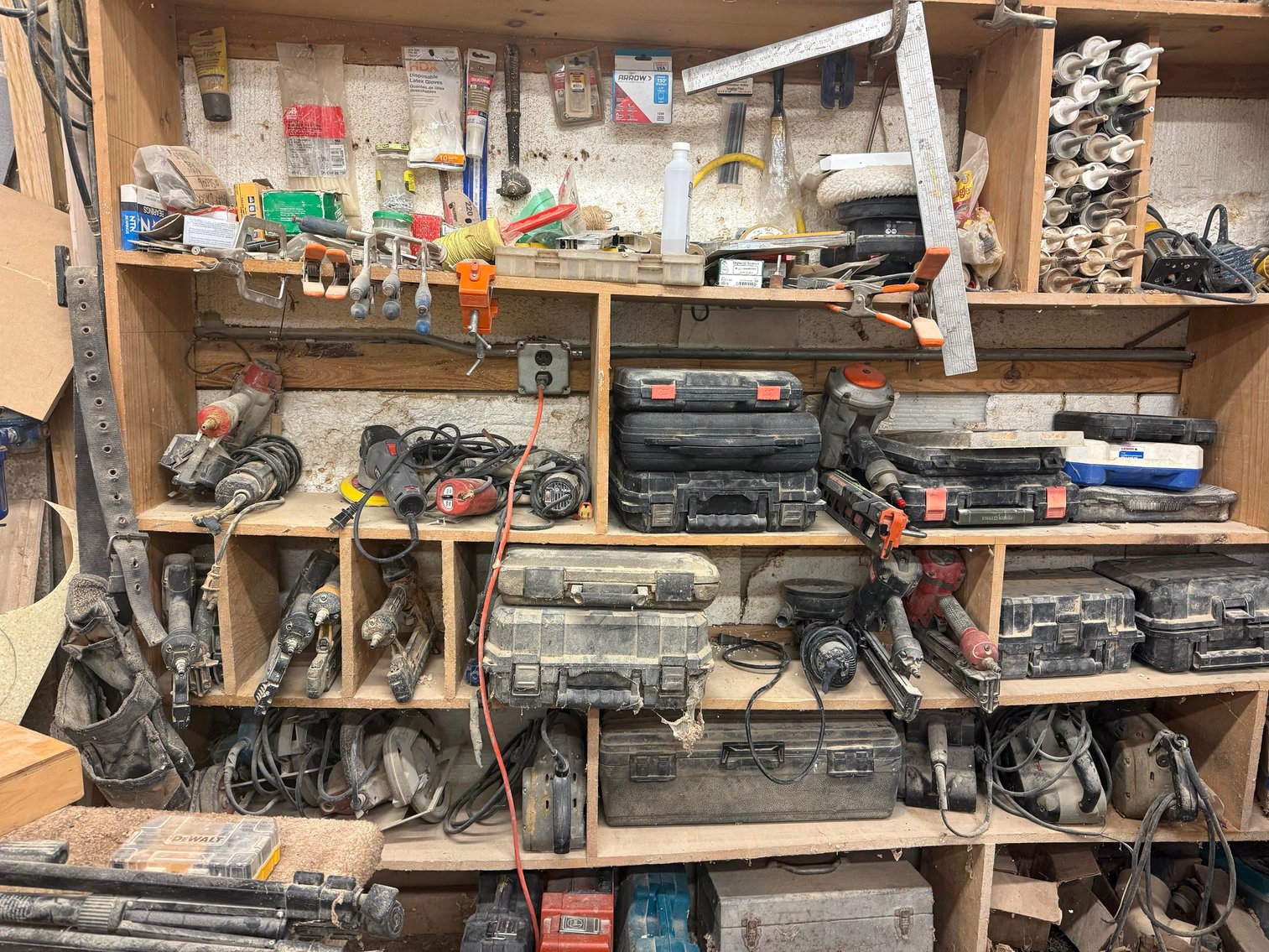 Image for NEW DATE: Home & Warehouse with Woodworking Equipment in a Prime Mercer County Location