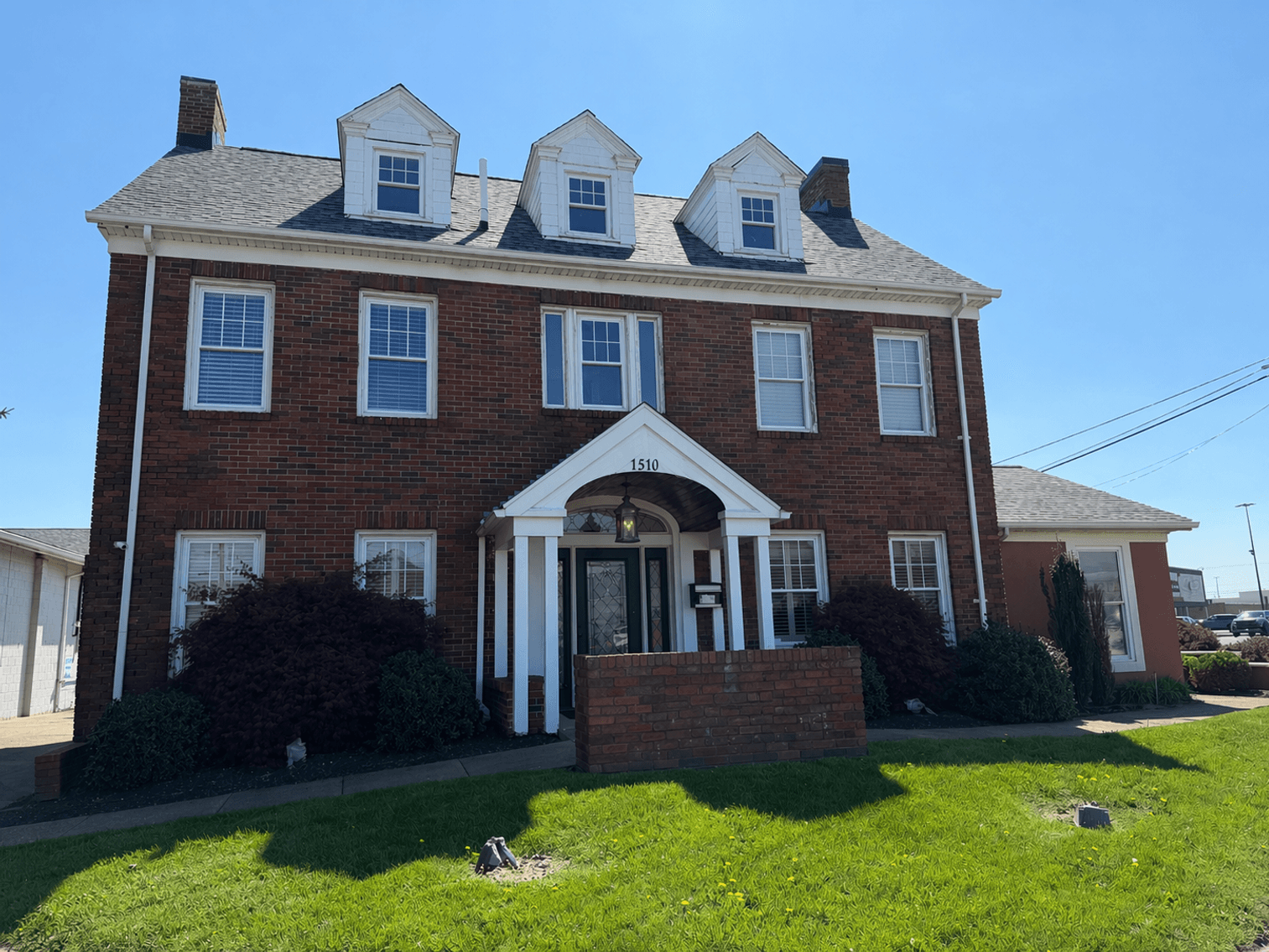 Image for Prime Office Building in High Traffic Vienna Location Selling to the Highest Bidder